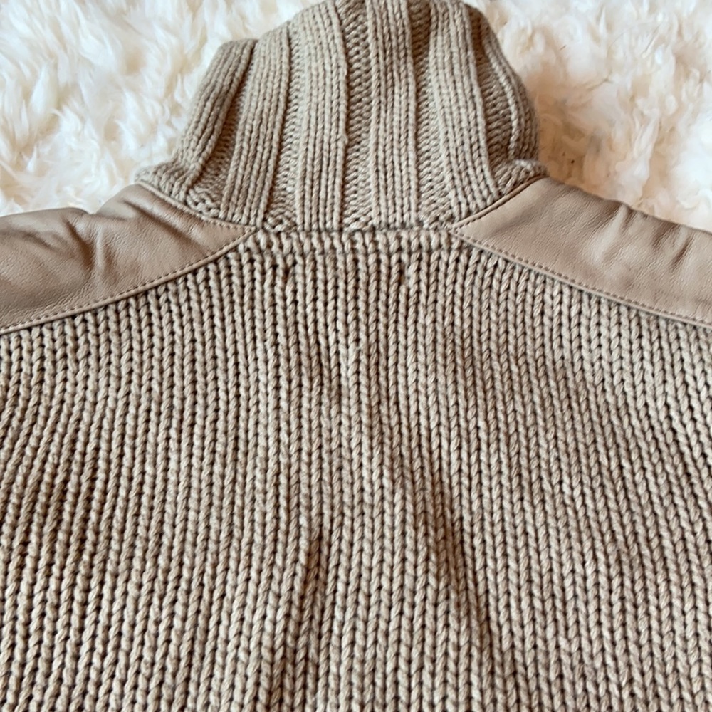 Knitted  Jacket - Picture 4 of 6